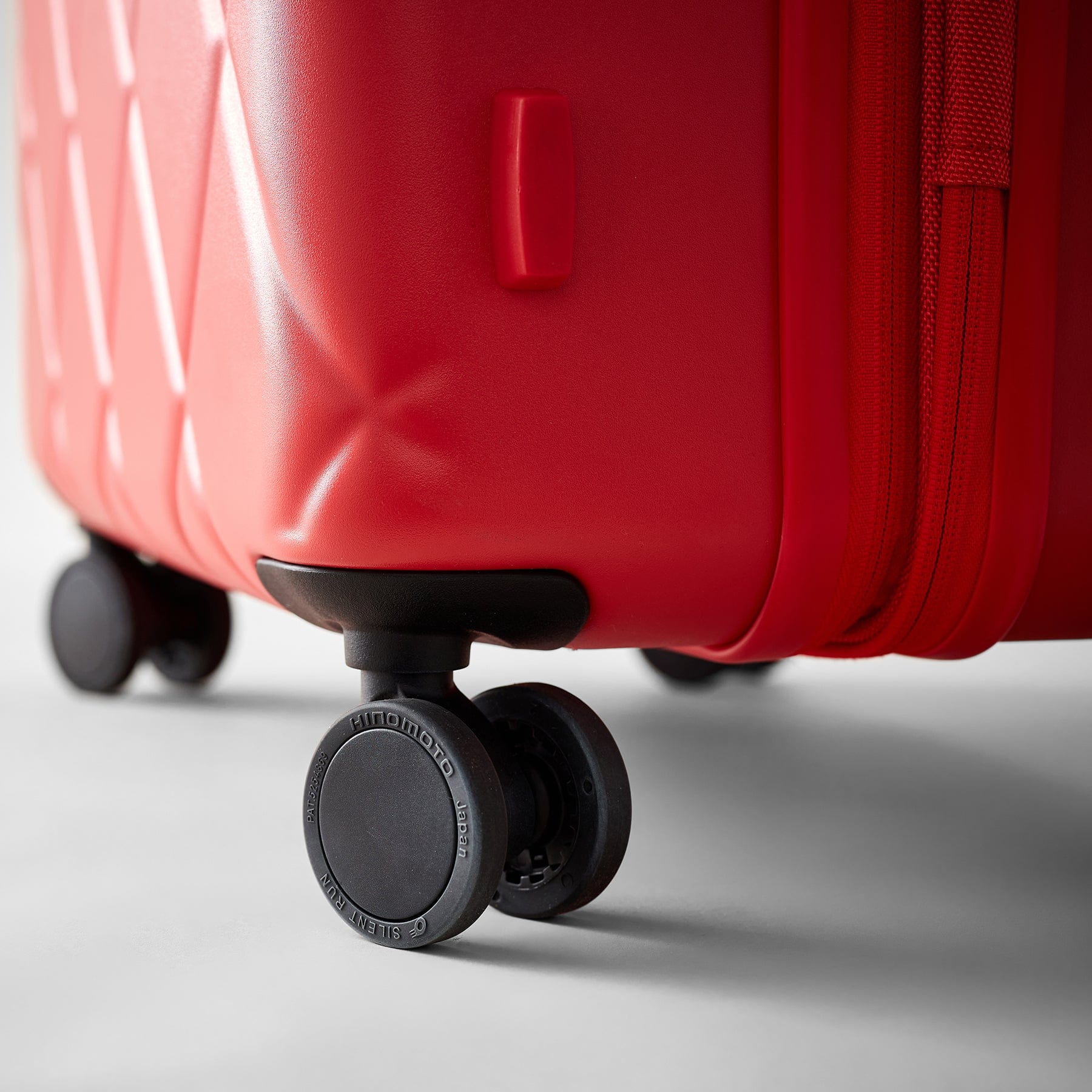 26 Adair Spinner - Image 2