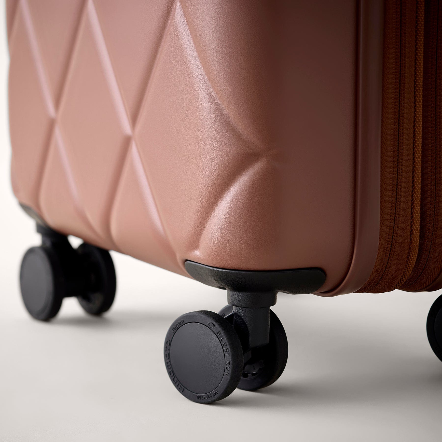 22 Adair Spinner - Image 2