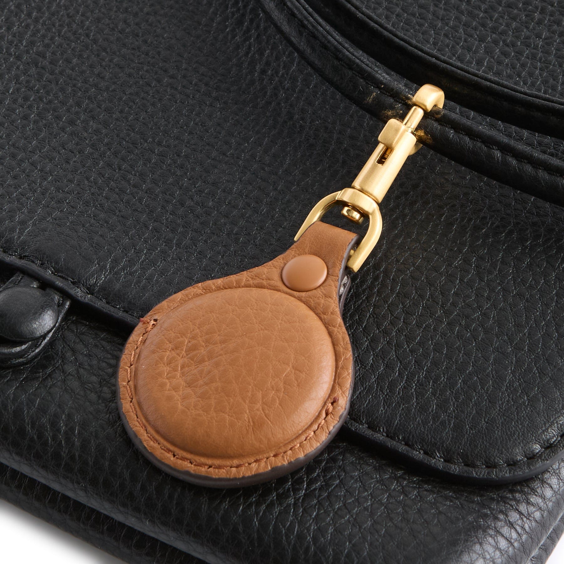 Bag Charm for AirTag - Image 2