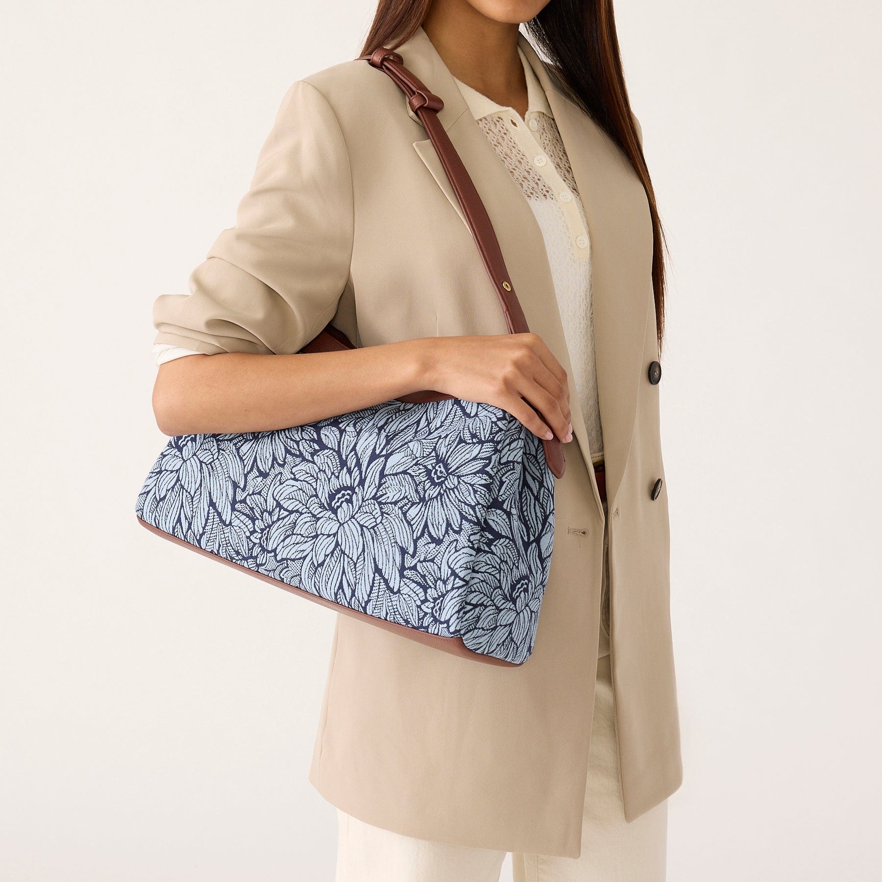 Frazier Shoulder Bag - Image 2
