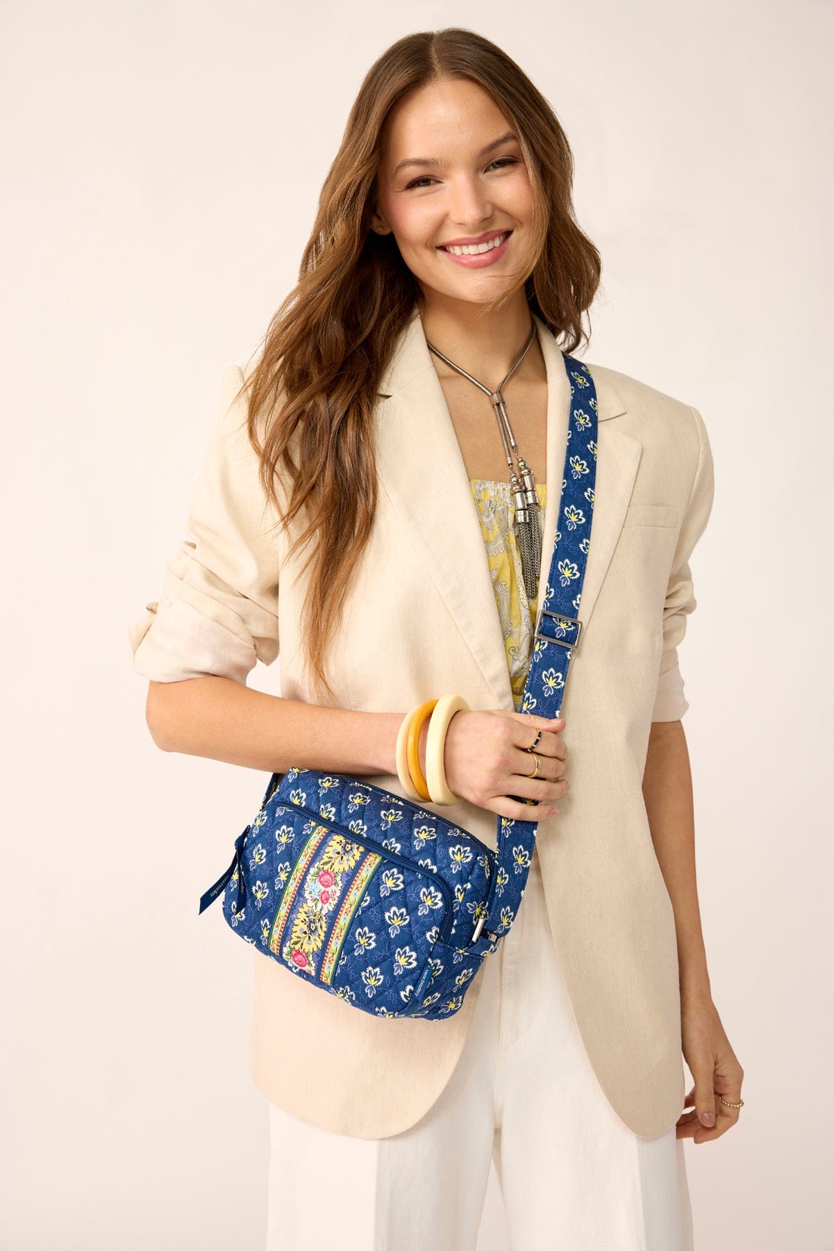 Becker Camera Bag Crossbody - Image 2